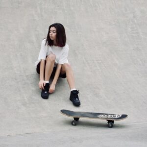 На скейте (On skateboard)